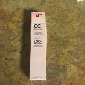 💖Brand new it cc+ illumination cream in medium💖